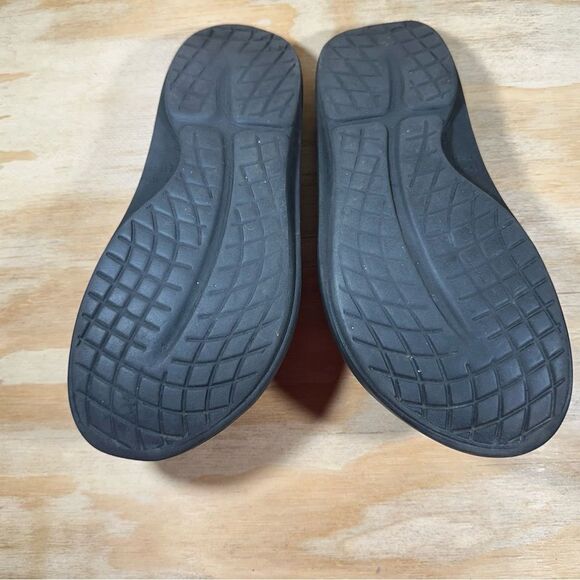 OOFOS Black Sandals Women’s Size 9 - Picture 5 of 7